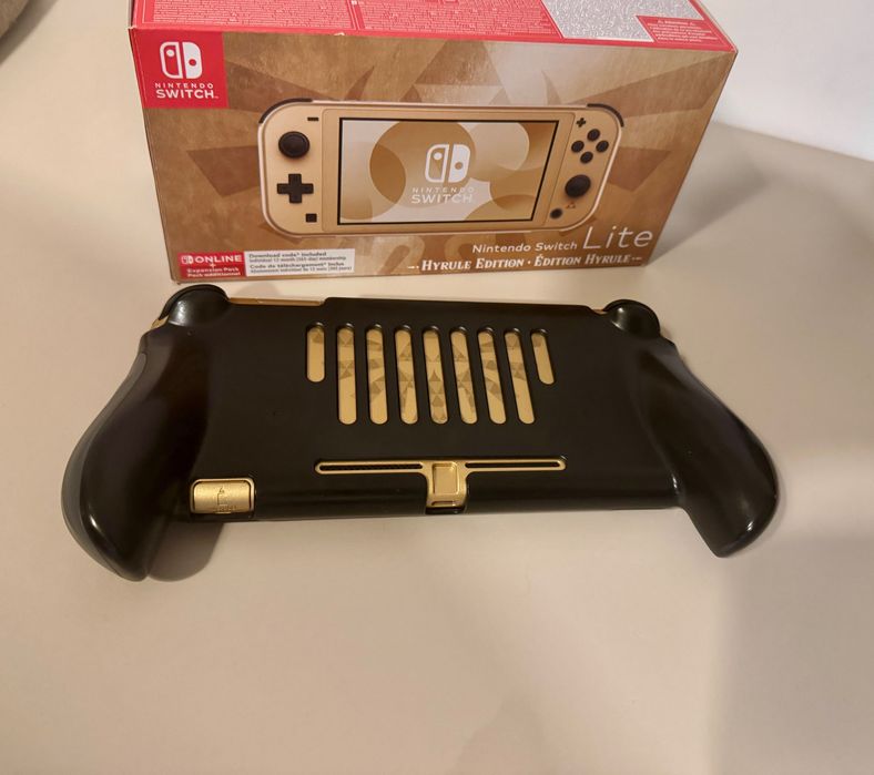 Nintendo Switch Lite Editie Speciala - Hyrule Edition, Gold