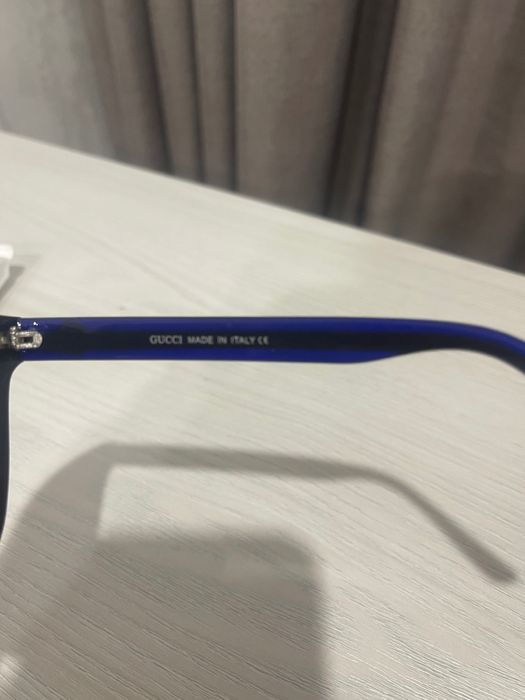 Очки солнцезащитные