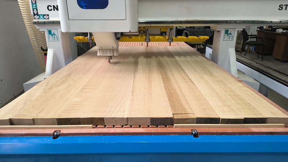 Producator panouri stejar lamela continua