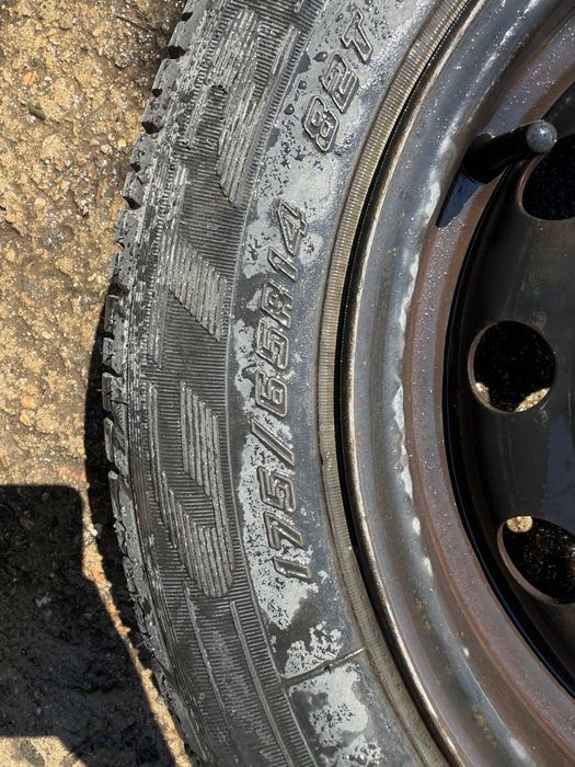 Гуми и джанти 14ки