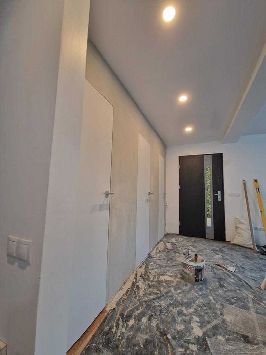izolatie cu polistiren sau vata minerala, termosistem, amenajari exterioare, fatada, decorativa si finisaje interioare
