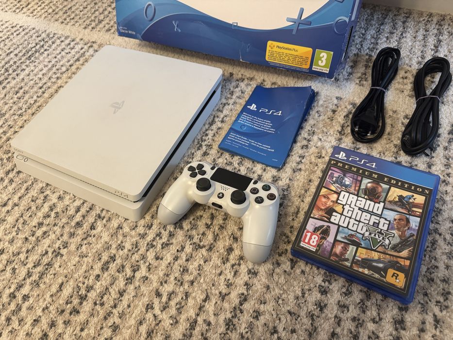 PlayStation 4 slim 500GB Glacier White + GTA 5