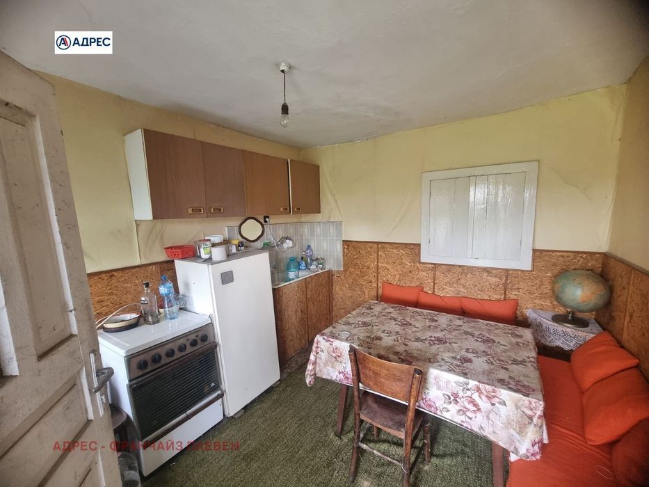 Продава се Къща в Тръстеник - 60 кв.м за 834 €/кв.м - Снимка #2