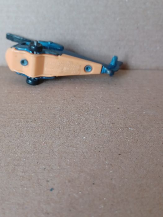 Колекционерска българска метална количка и хеликоптер matchbox