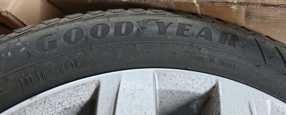 17 ' Оригинални джанти от VW T-ROCK  5X112  с нови гуми GOODYEAR