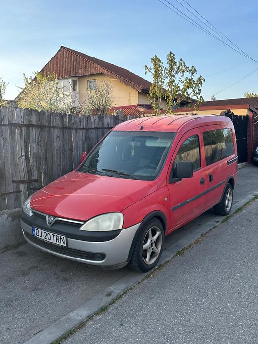 Vând Opel Combo 1.3 CDTI 2007
