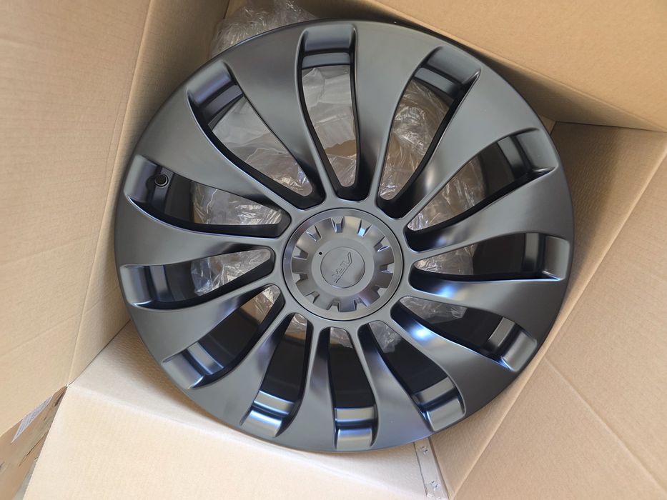 Jante de aliaj pentru Tesla pe 20 marca silver line  model trenton