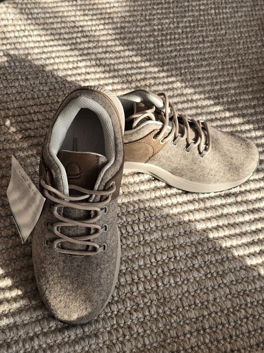 Дамски спортни маратонки