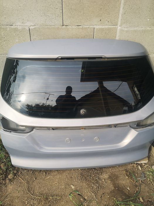 Vînd haion cu tot cu lunetâ ,ford focus 2013 brekk