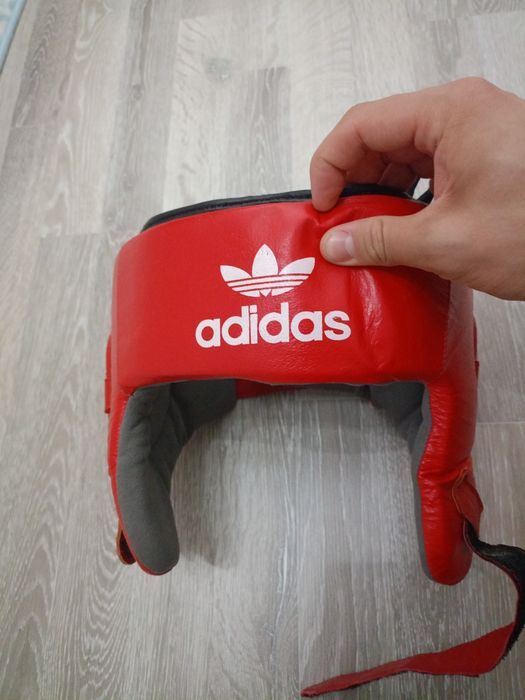 Продам шлем для бокса