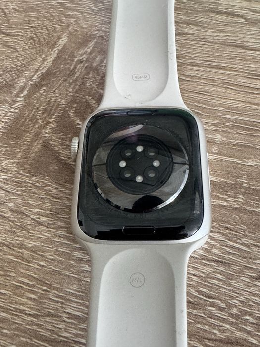 Apple Watch 8, 45mm