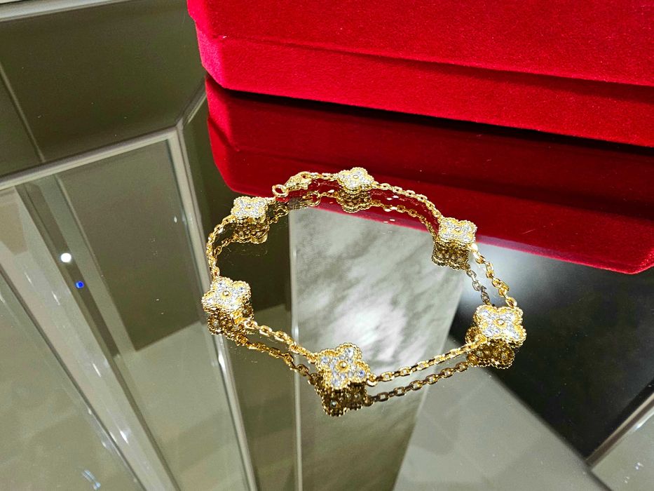 Van Cleef & Arpels VCA Gold 6 Motifs Sweet Alhambra Дамска Гривна