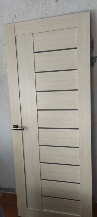 Продам двери межкомнатные