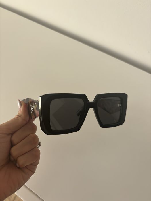 Ochelari de soare Prada