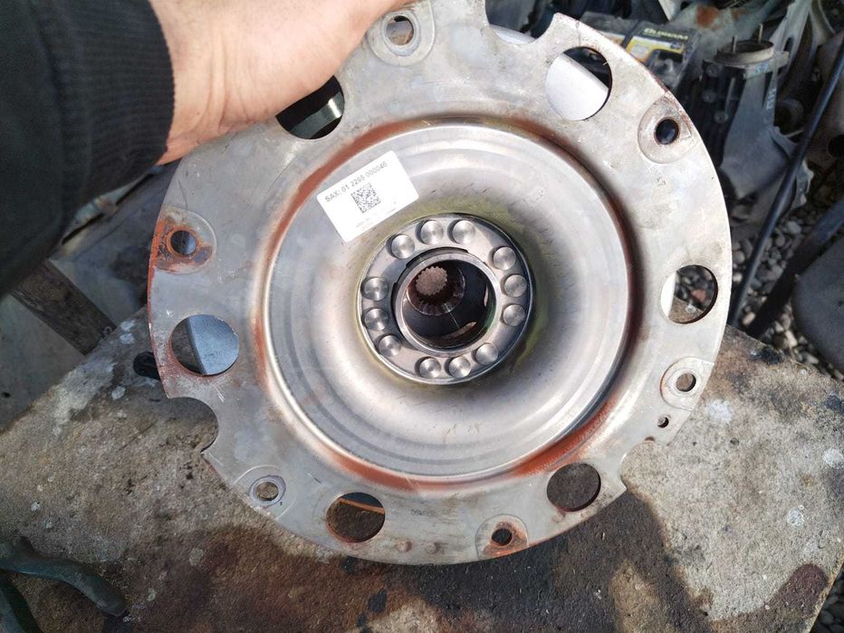 volanta a4 a5 b8 2.0 tdi Multitronic CVT