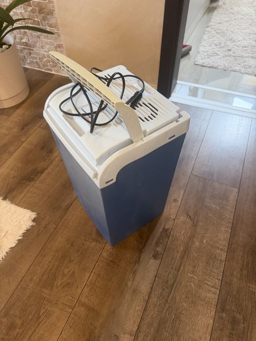 Електрическа хладилна чанта Campingaz Powerbox (за кола / 12V)