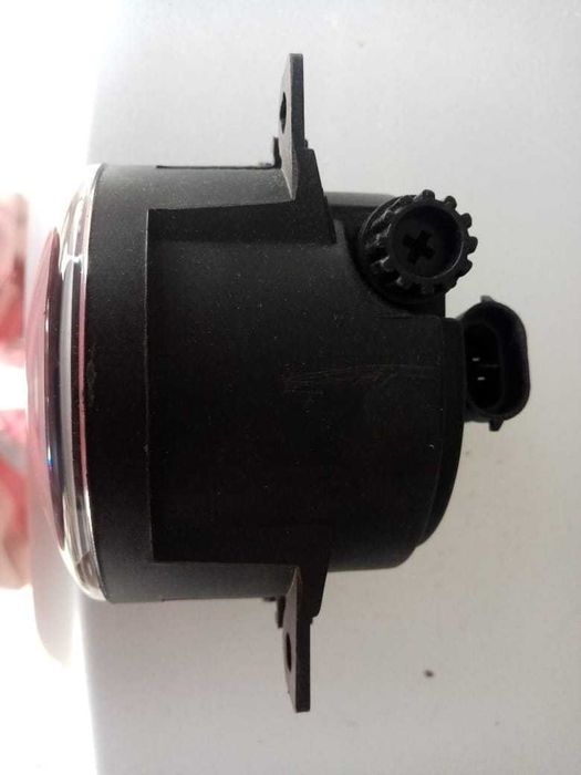 Продам фару противотуманную Дэу Нексия