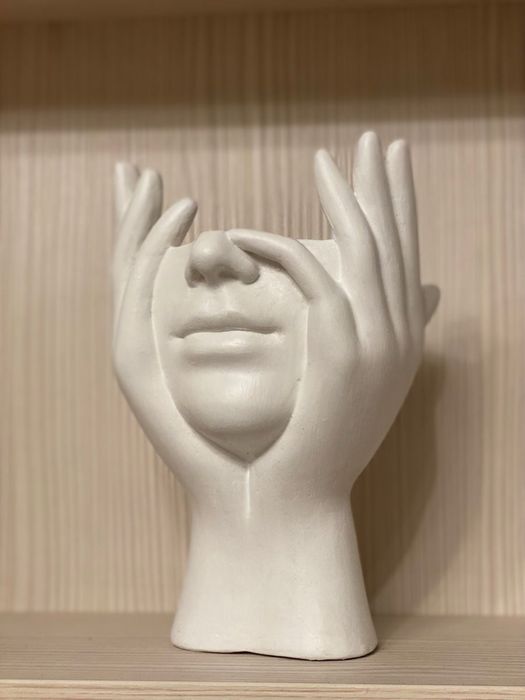 Скульптор в современном стиле