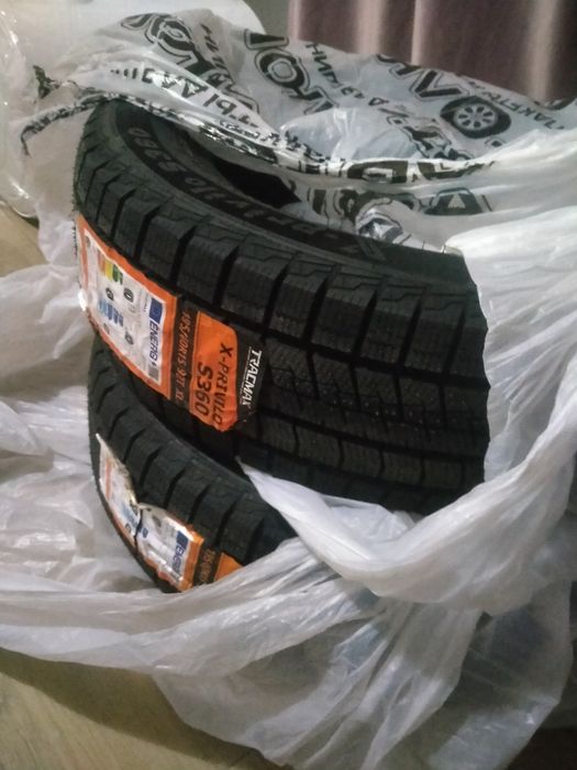 Зимняя резина лепучька