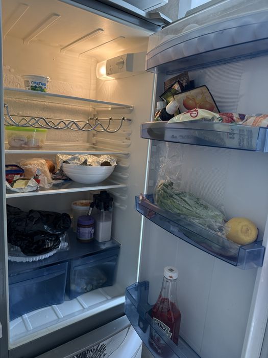 Продам холодильник