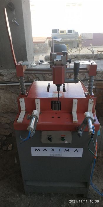 Акфа алюмен ва пласт апаратдари комплект сотилади