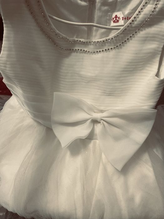 Платье детское в отличном состоянии