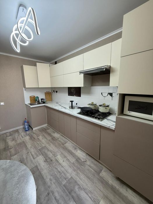 Продам 1 комн в 19 микр.