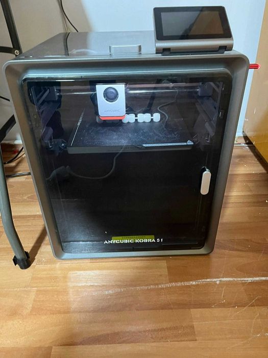 Vand Imprimante 3D, inca in garantie, achizitionate acum 6 luni