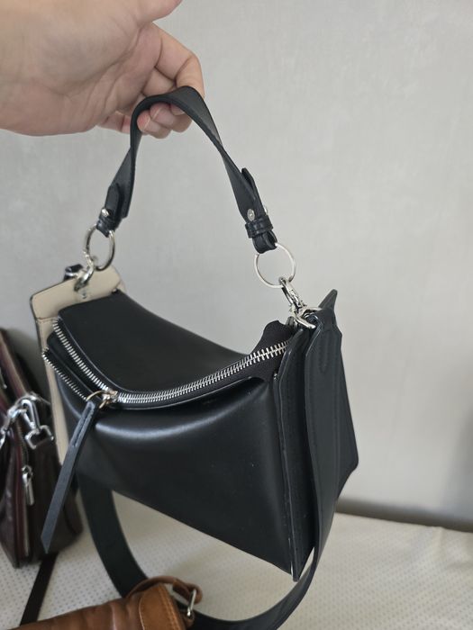 Продам кожанные сумочки оригинал