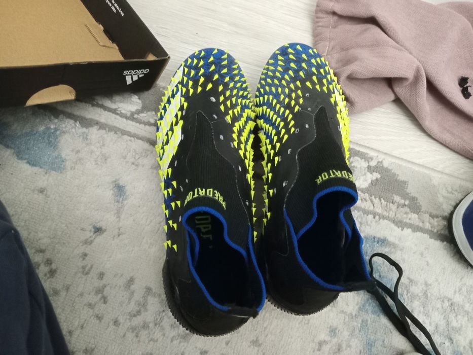 бутсы оригинал 36 р.