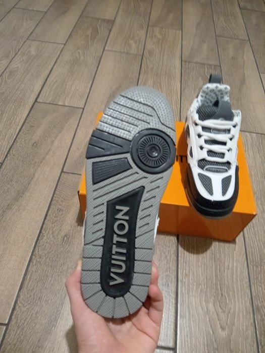 LV skates mărimea 41