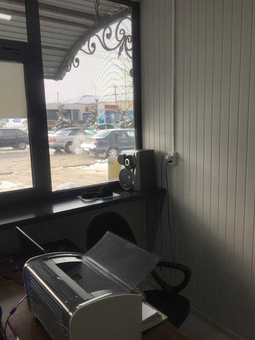 Киоск, бутик, ларь