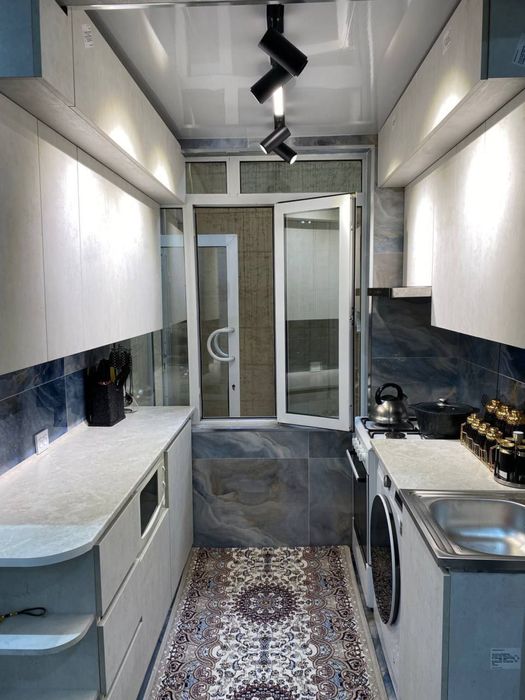 Uy sotiladi Minor metro yaqinidagi mahallada