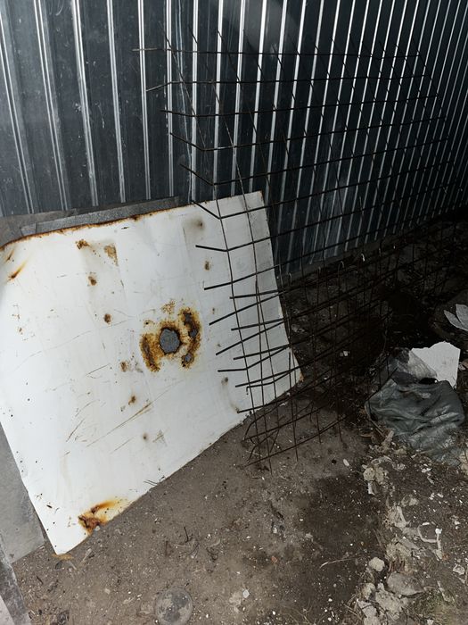 Отдам шифер прямой, дрова, шлакоблок
