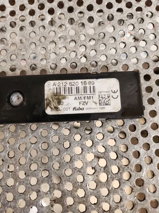 Modul Amplificator Antena Mercedes C/E Class W204 W212 Cod A