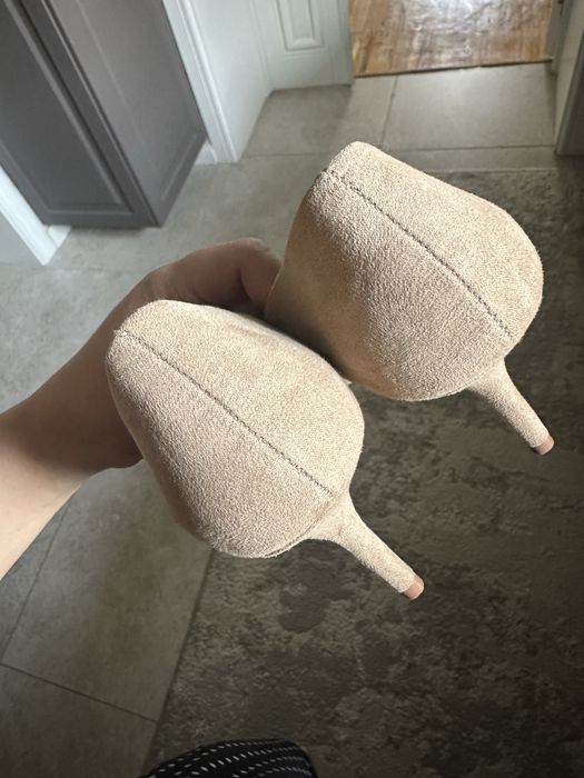 Продам лодочки туфли