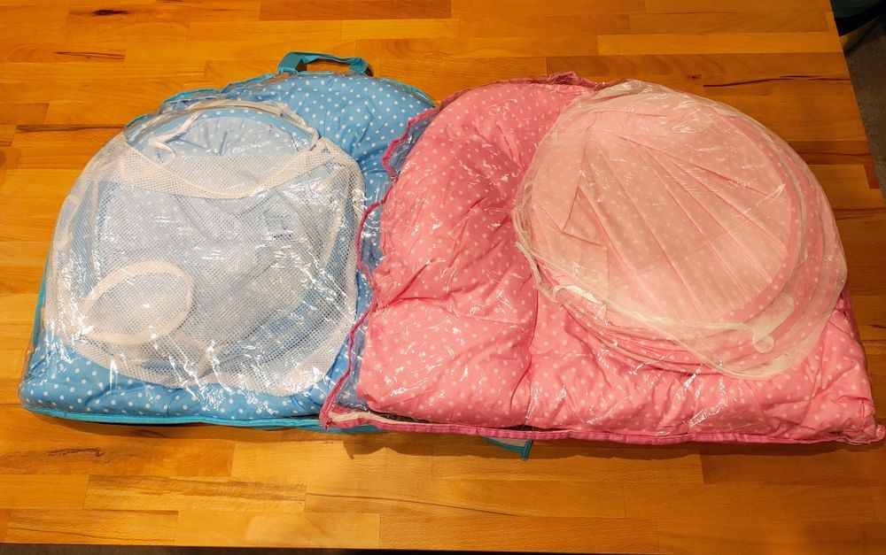 Преносима бебешка кошара с комарник