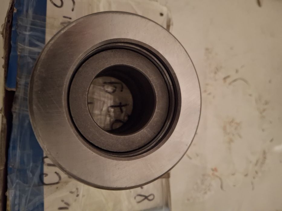 Новый  подшипник  выживной.