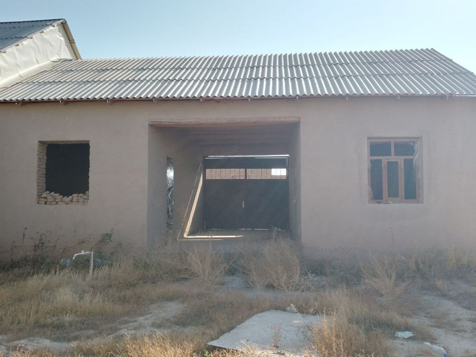 Zudlik bilan uy sotiladi