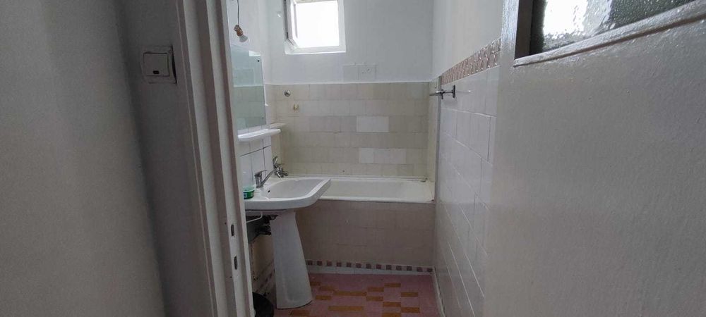 Vanzare apartament 2 camere Bdup Alexandru Obregia-Covasna