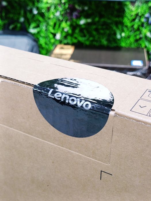 Lenovo V15   16/256GB  i5 13420H