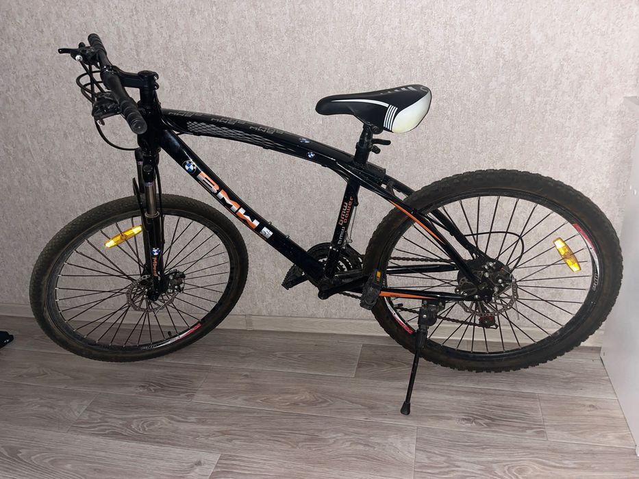 Продаю велосипед  бмв