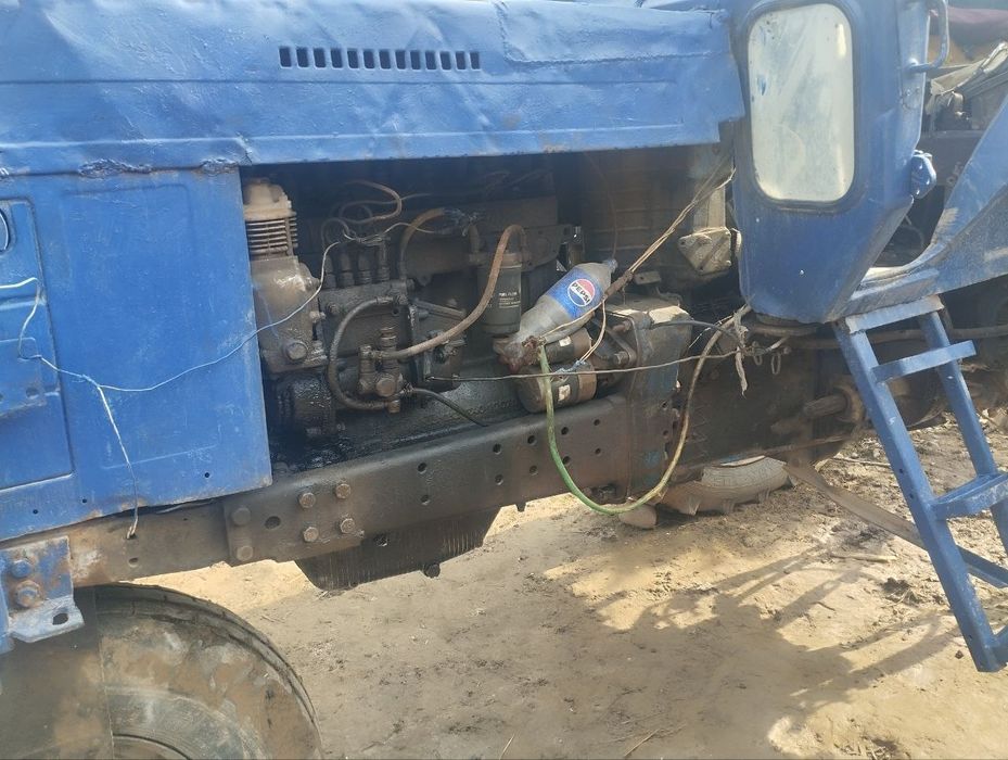 T80 Belarus Traktor
