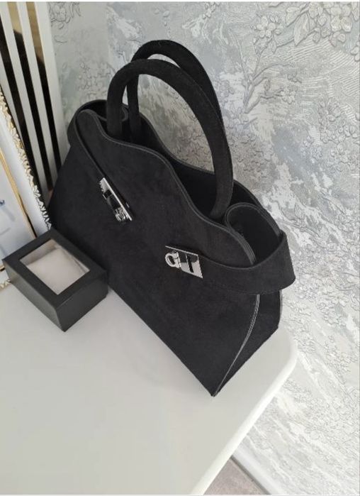 Женская сумка черная