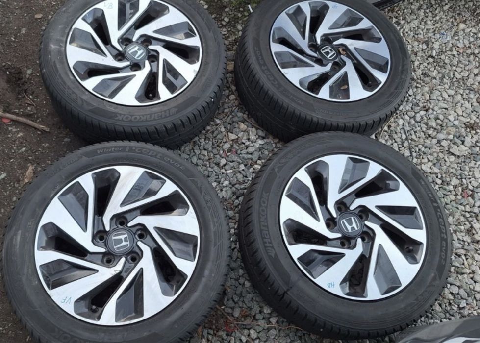 Гуми с джанти 215/55R16 за Honda Civic