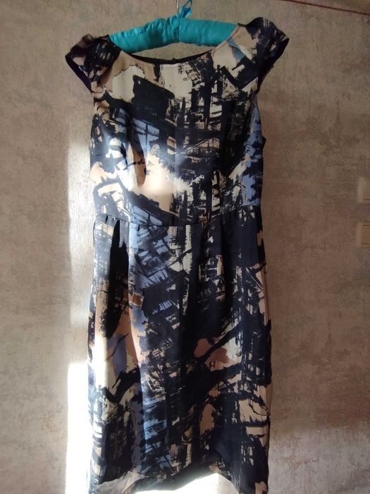 Платья, пиджаки р-р 44