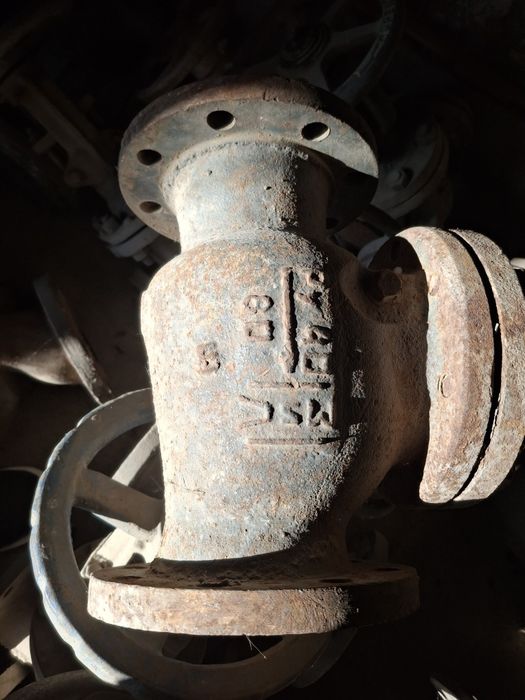 Продам обратный клапан Ду80