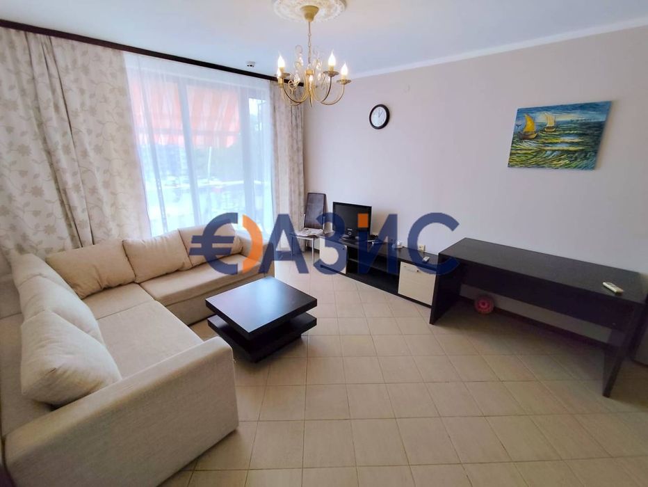Продава се Двустаен апартамент в к.к. Слънчев бряг - 70 кв.м за 1099 €/кв.м - Снимка #1