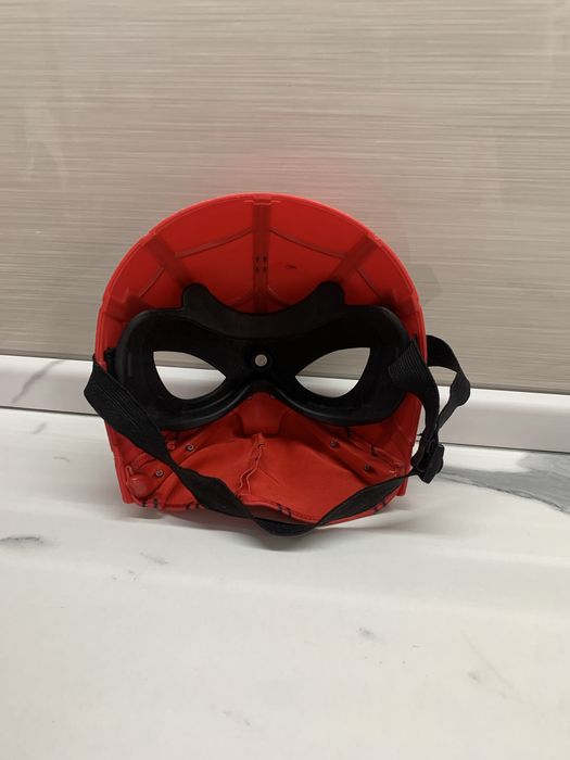 Маска человек Паук