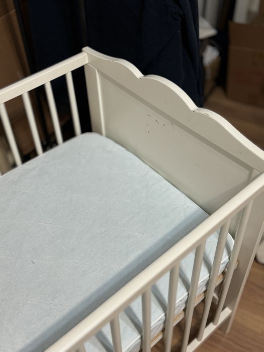 Кроватка Икеа Хенсвик с матрасом